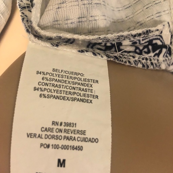 👇🏻$Reduced to lowest price. Super cute blue paisley pattern dress size M - Picture 9 of 10